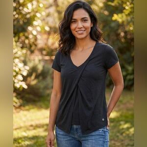 Lululemon short sleeve- tie front size 6